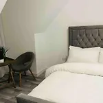 Luxurious New Built Kingsize Bedroom